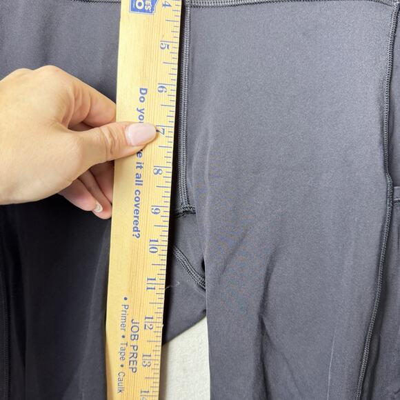 Lululemon Fast and Free 10” High Rise Bike Shorts Nulux Black Women’s Size 8 - Picture 7 of 8